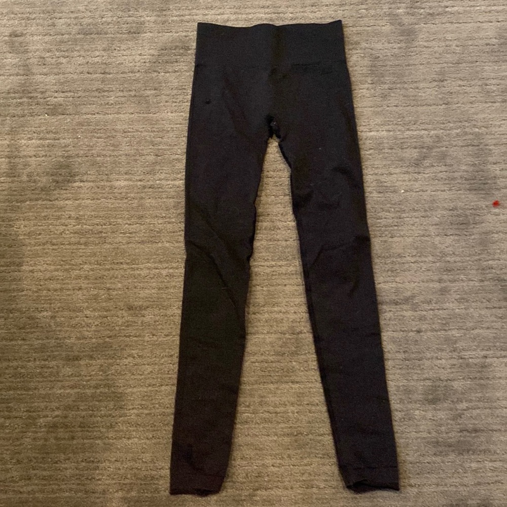 Selling black ivivva pants